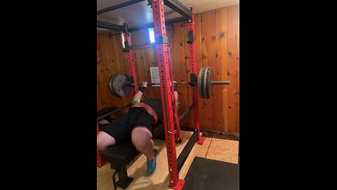 Close Grip Bench 405lbs x 5 reps