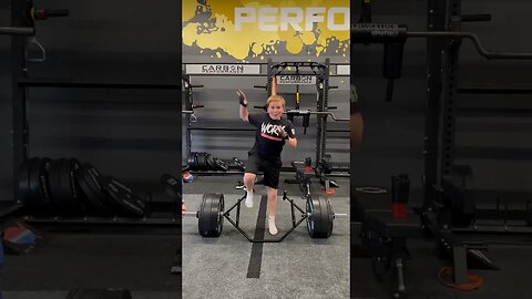 10 Year Old Hex-Bar Deadlifts 280lbs!