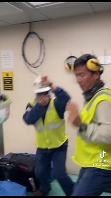 They feeling my music.