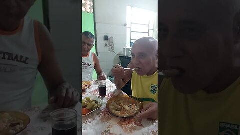 Sopinha, comemorando o Sucesso da cirurgia!