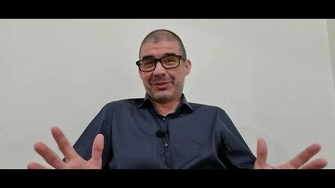 Porque razão o Chega apoia Zelensky? Em termos de Direito Internacional 'não tem' outra hipótese?