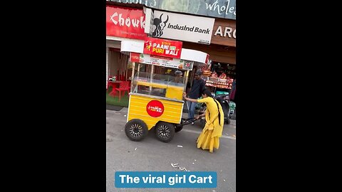 Viral girl video with her paani poori bike cart