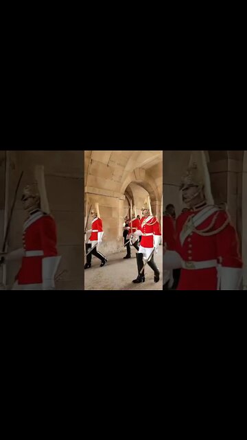You can't stay there #horseguardsparade