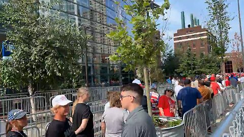 🚨BREAKING: The Line for Donald Trump’s Rally with JD Vance in Michigan