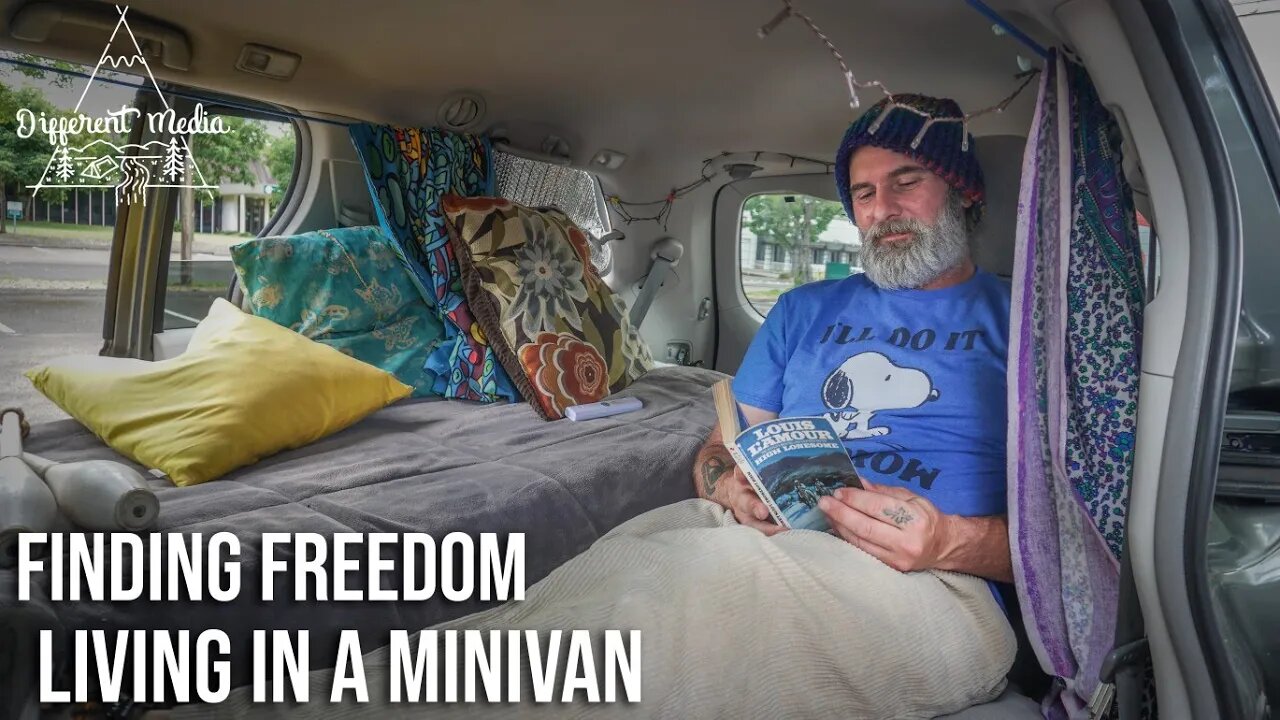 Man Lives Full time in a "No Build" Minivan Conversion for FREE | Sienna Van tour.