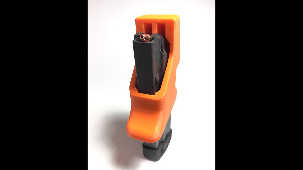 Smith & Wesson M&P 22 Magnum Speedloader - 30 round .22WMR mag loading - 2nd method