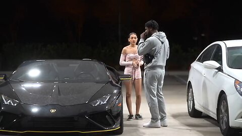 Gold Digger Prank 😂😝 ( Age Legal?)