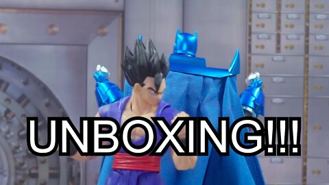 MAFEX KNIGHTFALL BATMAN & S.H.FIGUARTS ULTIMATE GOHAN SUPER HERO UNBOXING!!!