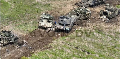 Ukrainian Bradley fighting vehicles, Leopard tanks & Infantry MaxxPro at Orekhovsky frontline