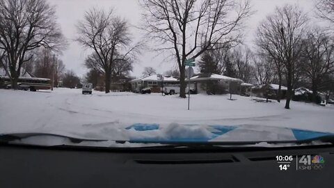 Lee's Summit residents dig out of Wednesday snow