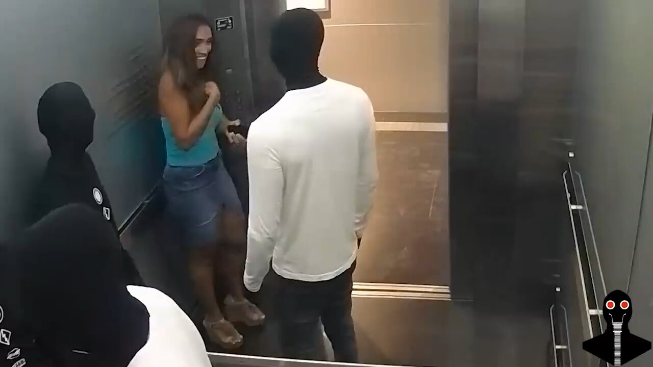 Trapped in Elevator with Mannequins Prank