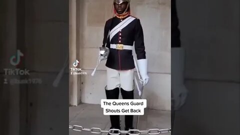 The queen's guard shouts get back #horseguardsparade