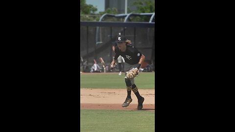 This was smooth 👀🔥 #MLB #Baseball