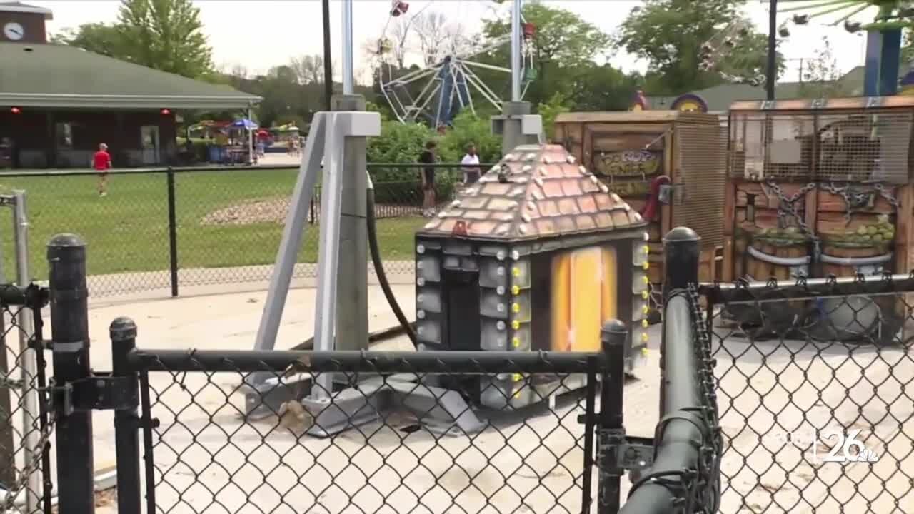 Bay Beach Amusement Park replacing Bay Beast tower with similar ride