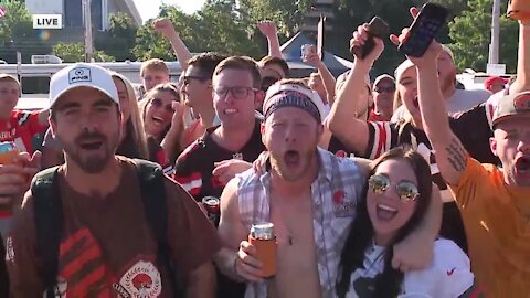 Browns fans head to Muni Lot ahead of home opener