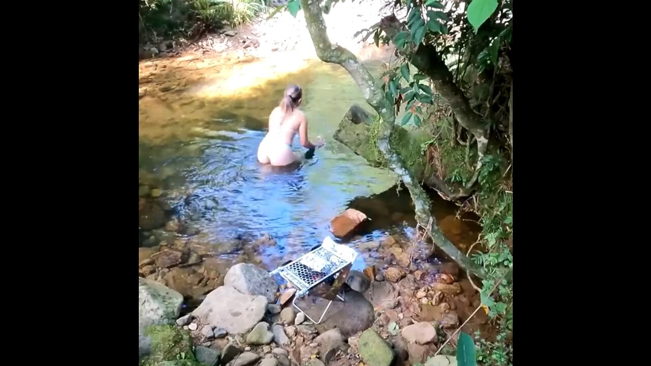 Bathing in the River and Preparing a Delicious Barbecue in Nature