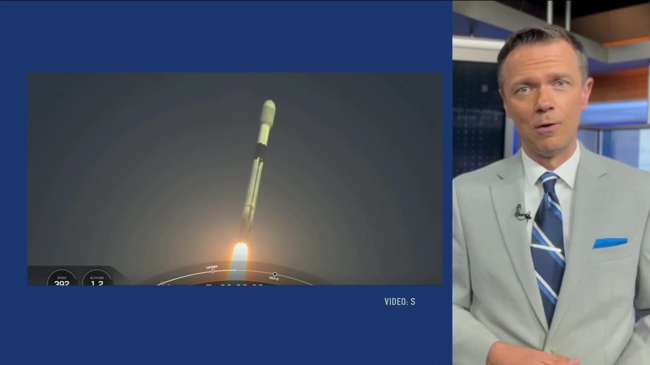 Greg's Geek Fix: High-Speed internet coming to airlines