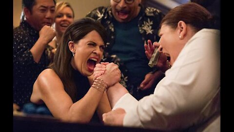 When women play arm-wrestling