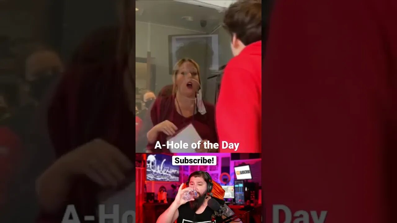 Tiktoker bothers workers for views