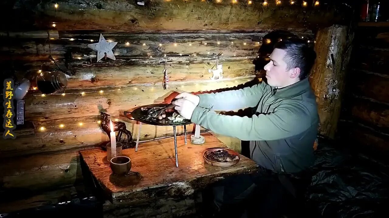 Paragraph 15: In the jungle, found an air defense underground room, outside cold inside hot sweating