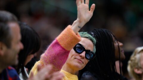 U.S. Soccer Equalizes Pay In Milestone With Women, Men