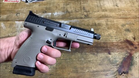 CZ P10C em 9mm