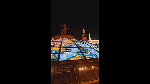 Estação do metrô de Moscou,Kremlin e vista noturna da cidade