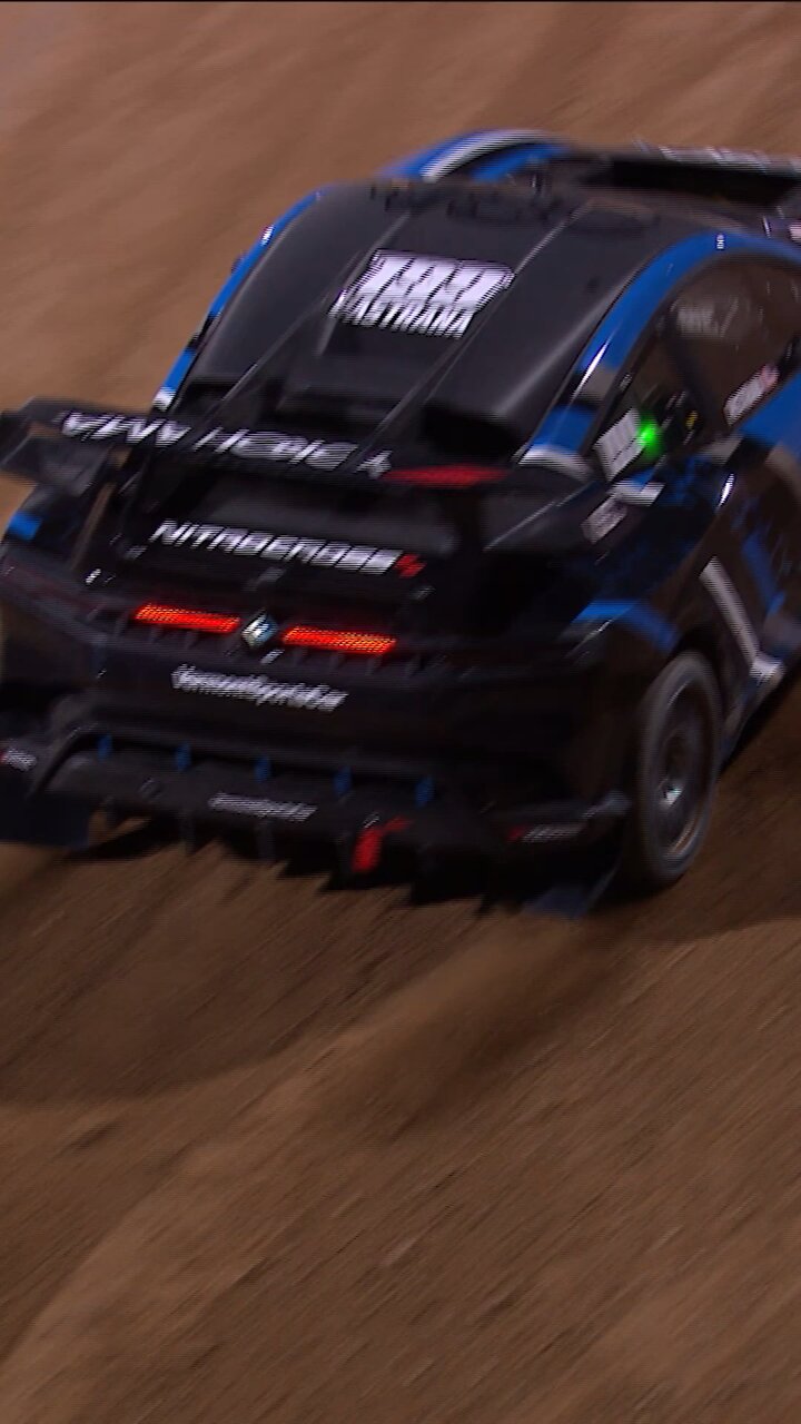 Travis Pastrana Serving Donuts 🍩