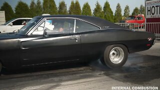 69 CHARGER VS Supercharged 2017 CHARGER