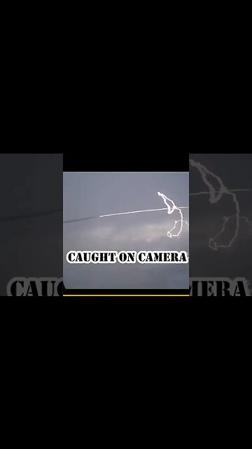 This Guy Caught Lightning Strike His #Flying #Airplane #AeroArduino #Aviation