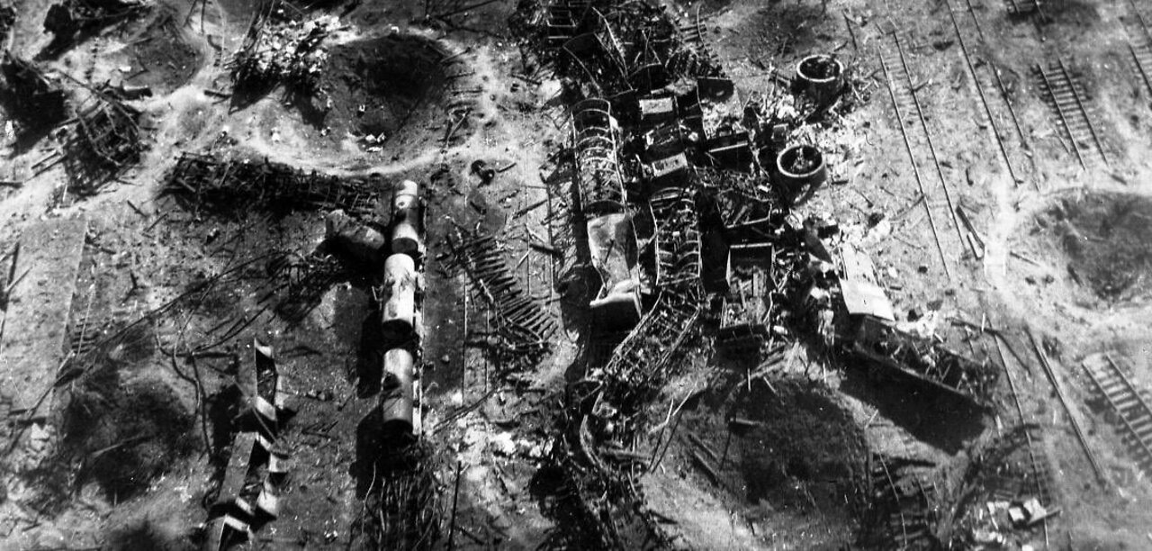 FDR Did Something Horrifying. Also, Three Planes Crashed - TDH