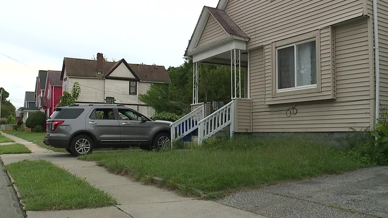 Cleveland mother of 4 hit by stray gunfire demands more police patrols