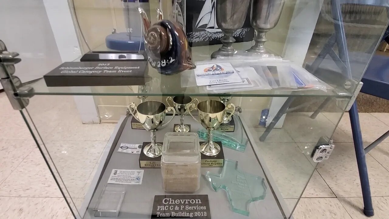 SV REGATA TROPHIES SOUTH EAST SALING SCHOOL