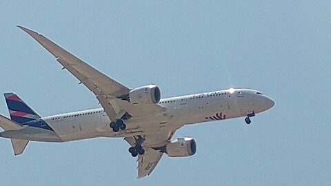 Boeing 787-9 Dreamliner CC-BGK coming from Guarulhos to Fortaleza