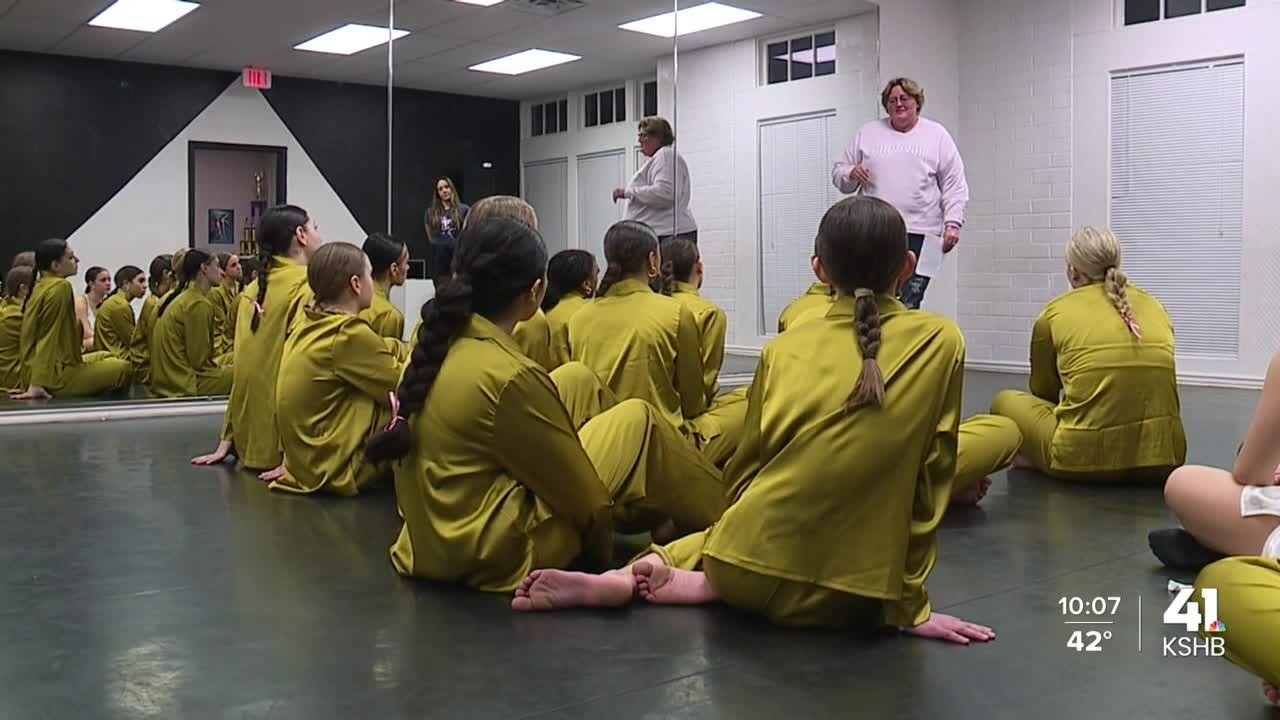 Breast cancer survivor inspires young women to create dance in her honor