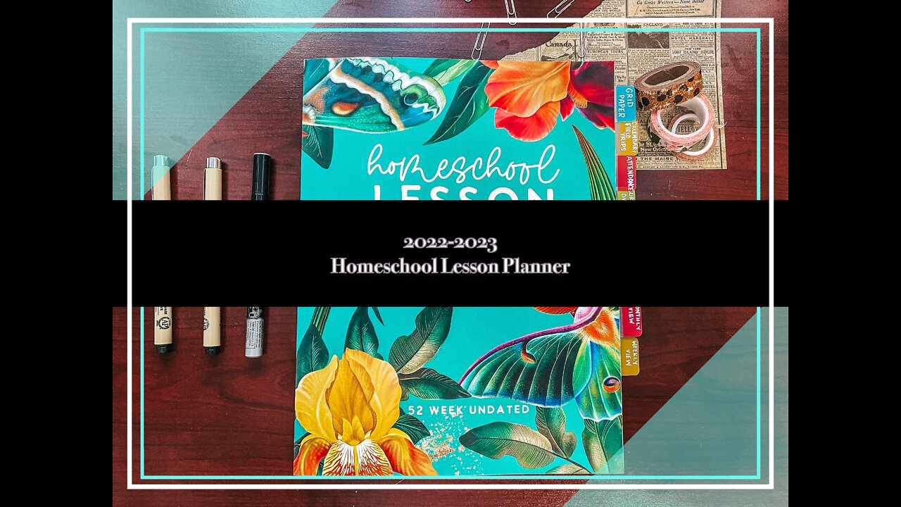 Homeschool lesson planner/ Teacher planner flip-through