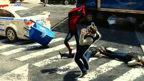 SpiderMan uses New York City tax dollars to stop crime (Tobey Maguire Suit)