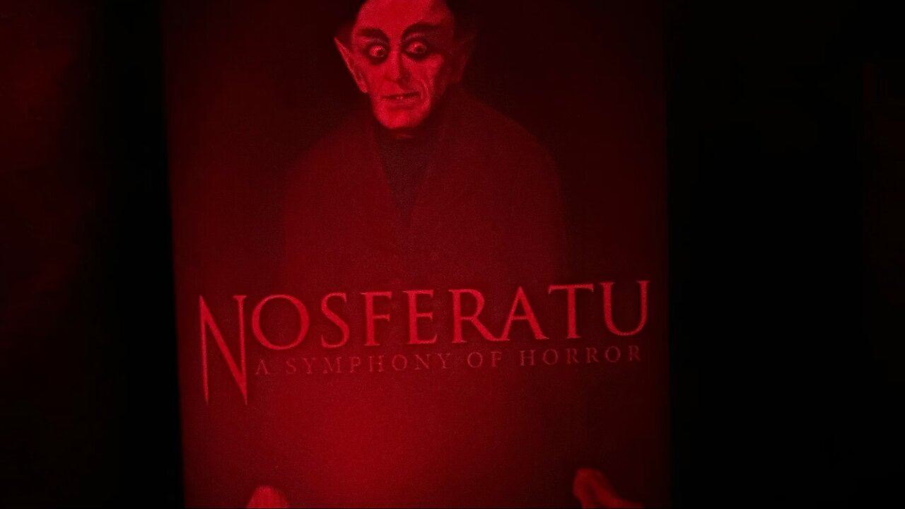 NECA NOSFERATU REVIEW HALLOWEEN NIGHT.