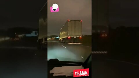 Chamou na Seta #shorts #viral #shortsyoutube #youtubeshorts #caminhão #trucklife #ronaldosimulator