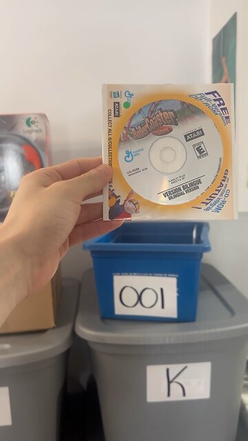 This game was so fun as a kid 🙃 #early2000s #resellingcommunity