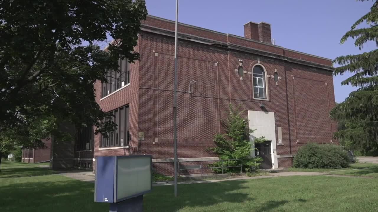 Former grade school of Malcolm X to become social services facility