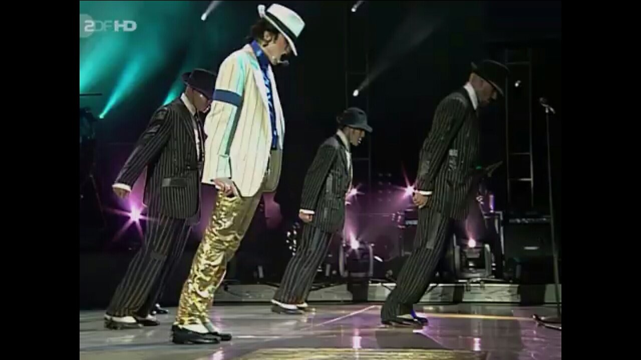 Title: Michael Jackson smooth criminal live jA so amazing