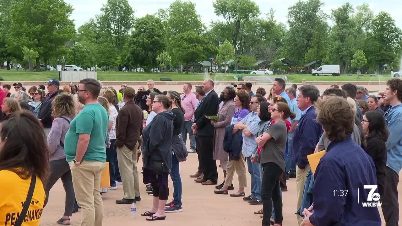 Local and state educators rally for change, unity