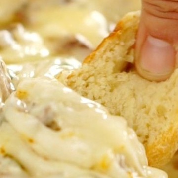 Easy Philly Cheesesteak Dip