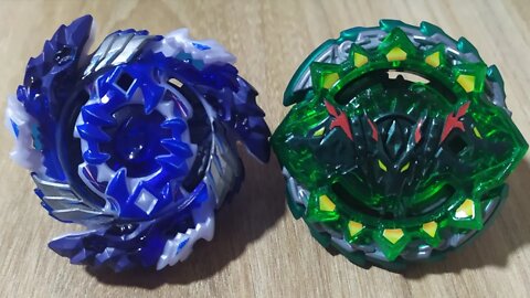 GEIST FAFNIR .00.At vs HAZARD KERBEUS .F.Ir - Batalha Beyblade Burst