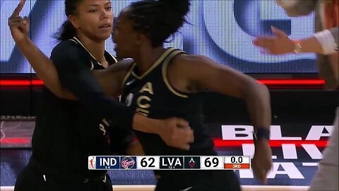 TECHNICAL On Chelsea Gray, SCREAMS At Refs For Not Calling A Foul On Her Last Second Shot Attempt