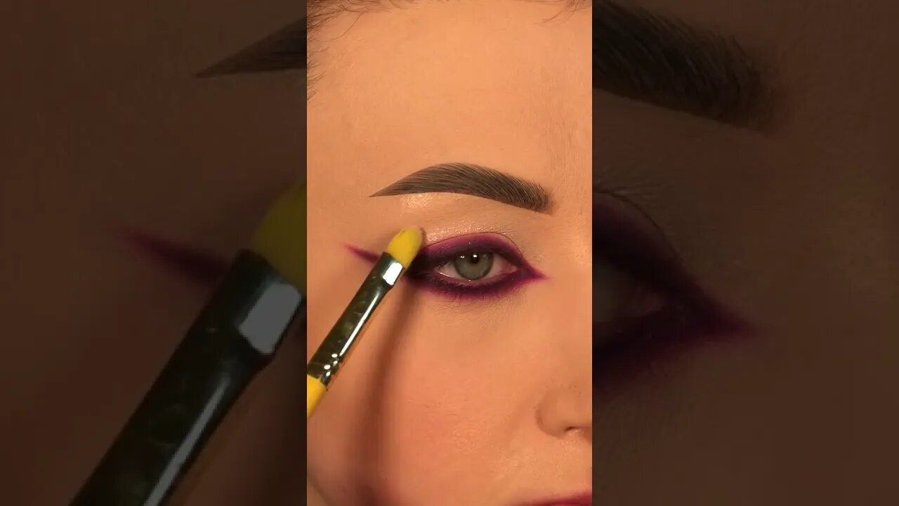 #shorts Advance eye shadow makeup tutorial #shorts #eyeshadow #eyebrowtutorial #eyebrows #eyeliners