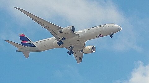 Boeing 787-9 Dreamliner CC-BGE coming from Miami to Fortaleza 🇺🇸🇧🇷