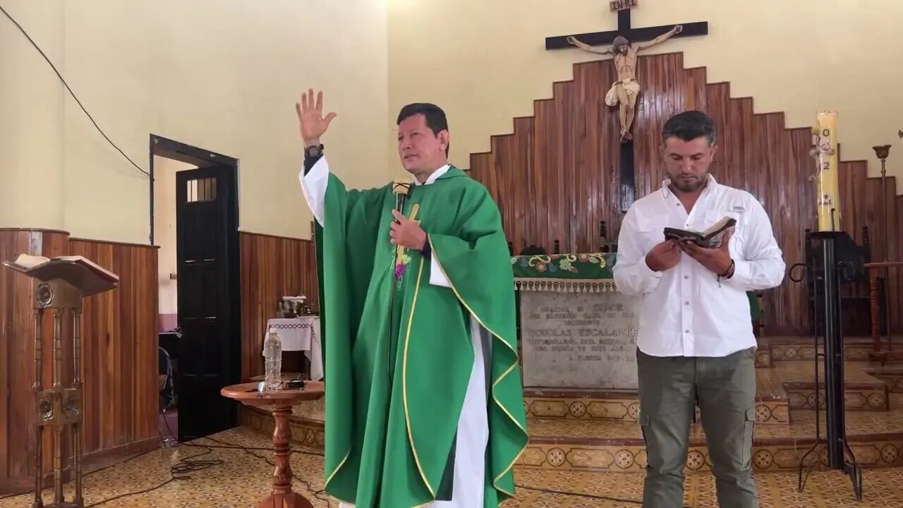 Imitar a Jesucristo es el modo de abrir puerta a Dios Padre, a su misericordia, protección y Cariño.