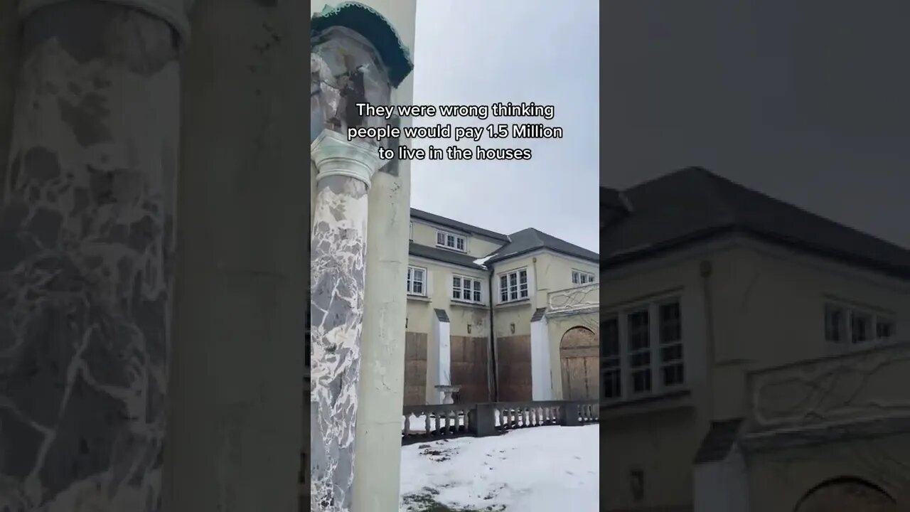 Abandoned mansion in housing development in Illinois￼